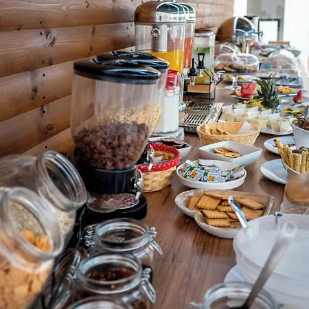 Havana Hotel Sarandë