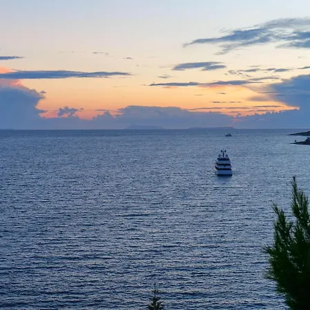 Havana 4* Sarandë